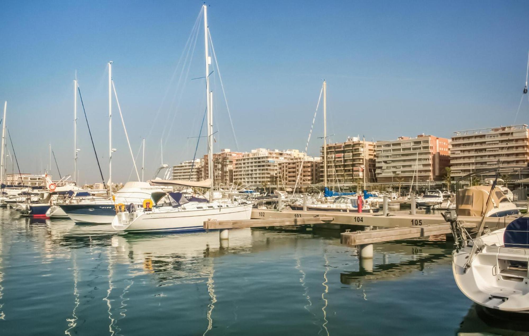Cozy Apartment In Santa Pola With Kitchen Buitenkant foto