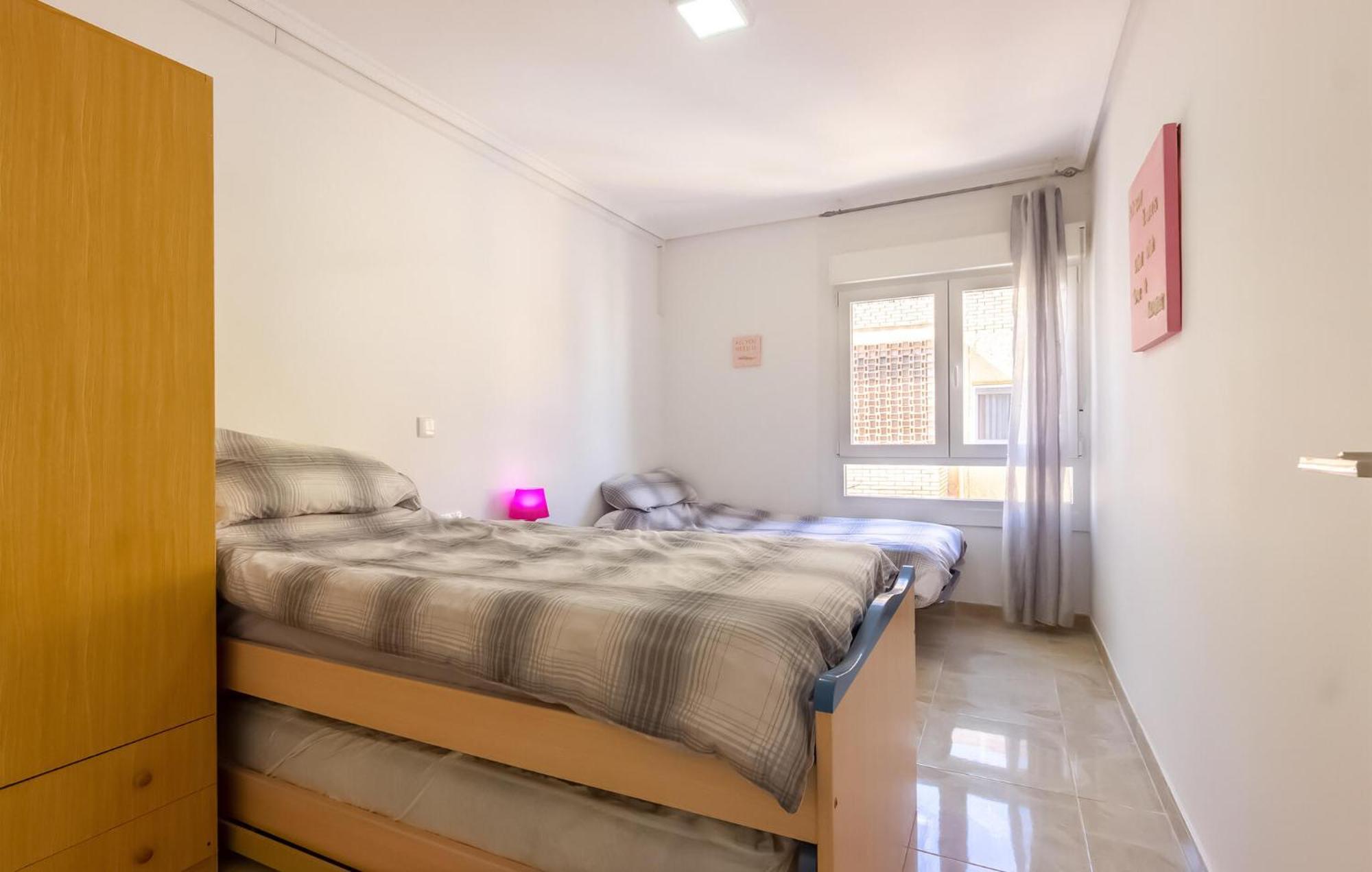 Cozy Apartment In Santa Pola With Kitchen Buitenkant foto